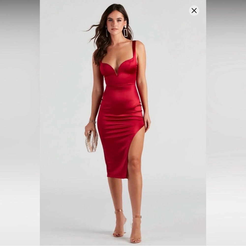 Elegant Red Women's Dress